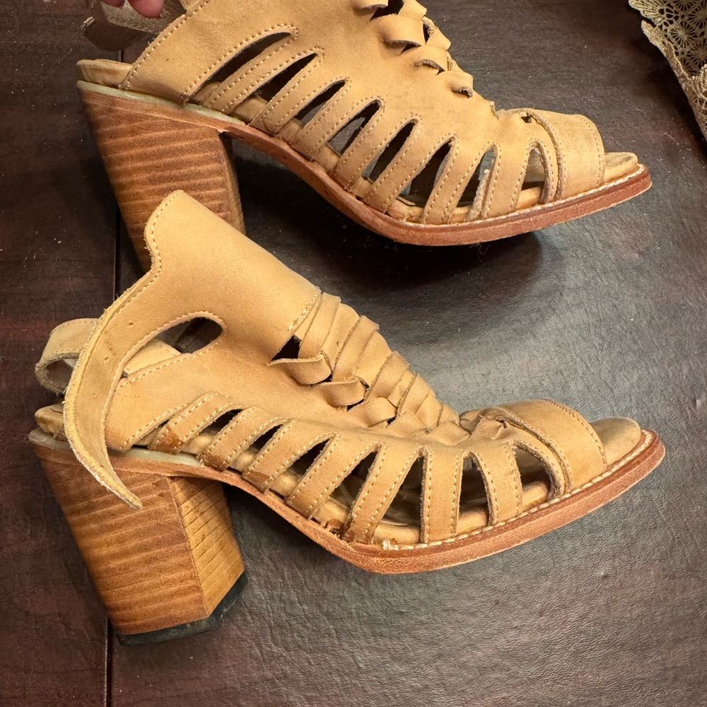 Freebird by Stephen. Bongo size 9